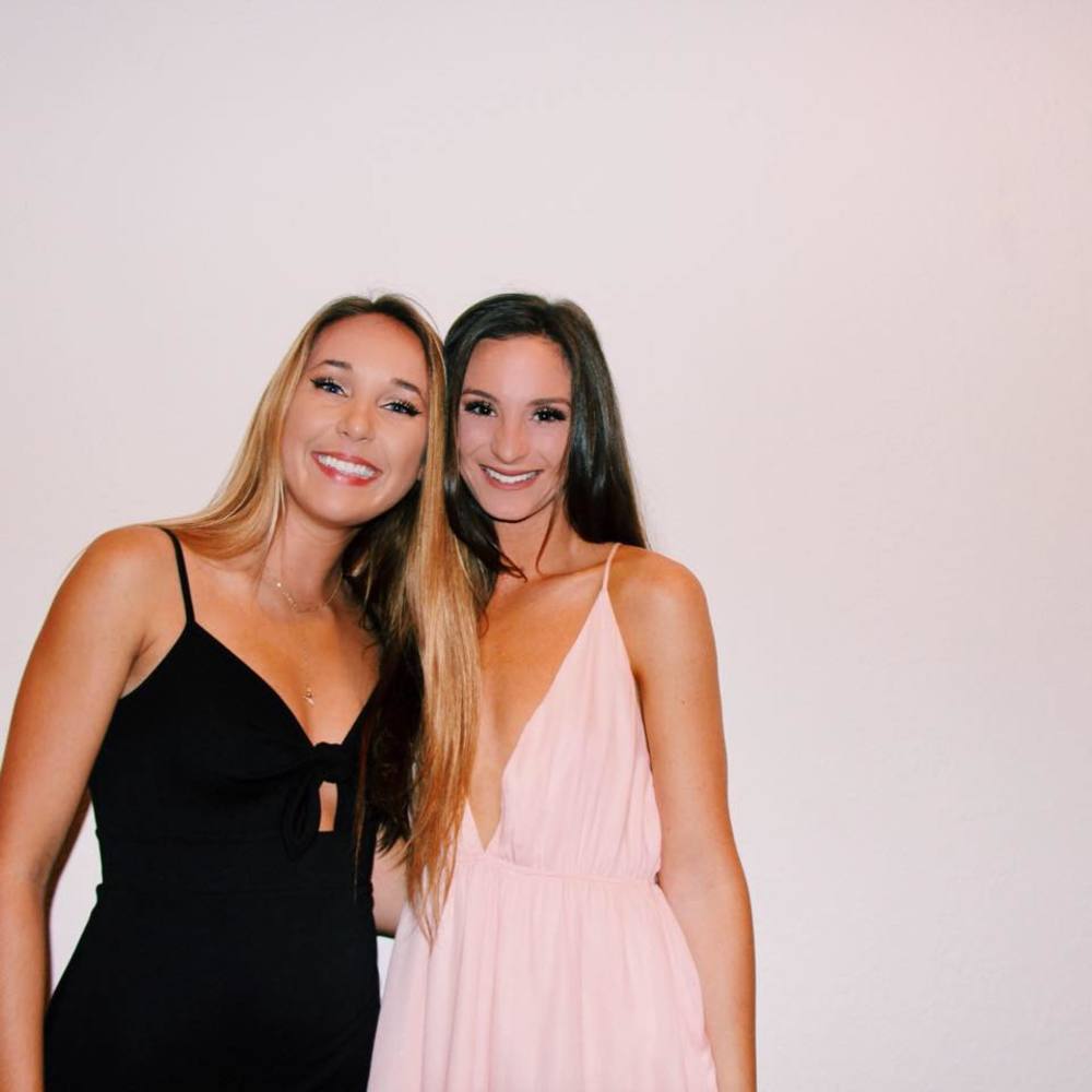 Meet your Posher, Brooke